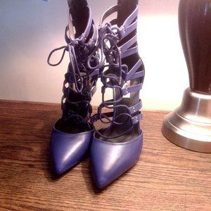 High heel lace